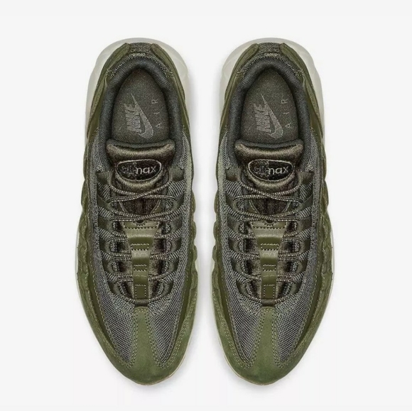 Nike Air Max 95. SE men shoes AJ2018 300 - Picture 3 of 7